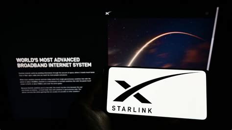 SpaceX satellites have drawn the ire of astronomers since their deployment in 2019. . No lights on starlink router